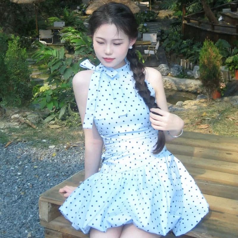 원본 것 있음 네리 파란색 도트 무늬 스트랩 행침 목 드레스 해변가 휴가 핫걸 허리 수축 꽃밭 미니 스커트 상세 이미지 2