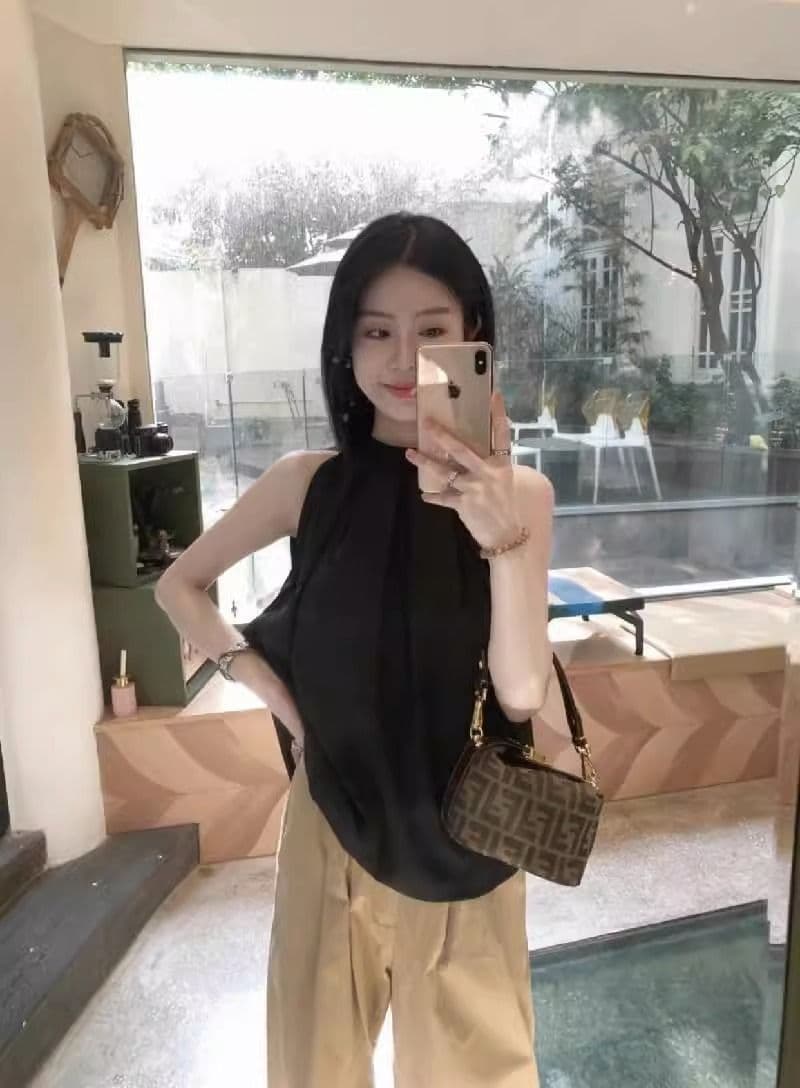 경관 그림 정가 한 부서 민소매 행침 목 셔츠 여성 의류 여름 새로운 디자인 센스 Chic 주름 파란색 맨위 트렌디 이미지 2