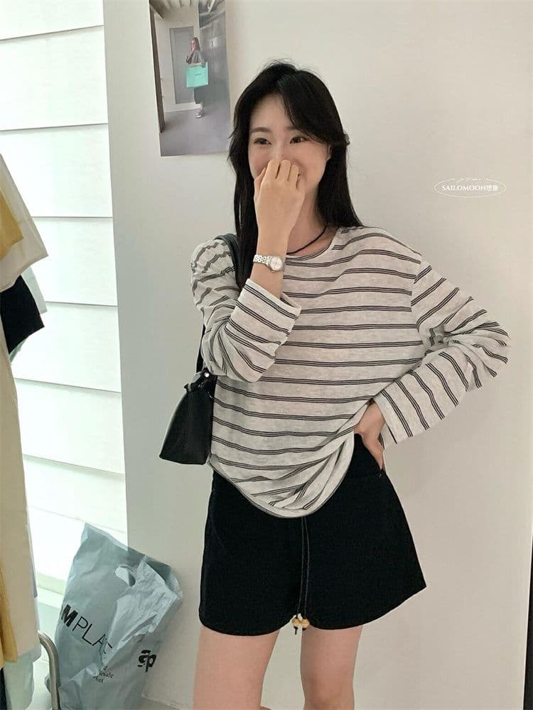 원본 원단 한 부서 Chic 비틀림 스트라이프 이후 백리스 디자인 센스 주간 실크 자외선 차단 긴팔 티셔츠 여성 여름 맨위 상세 이미지 3