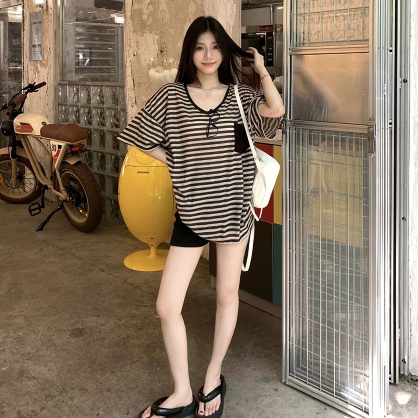 원본 품질 반팔 티셔츠 여름 스트라이프 느긋한 바람 루즈핏 V넥 맨위 상세 이미지 2