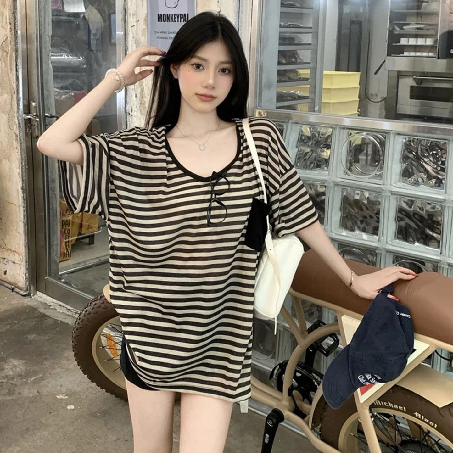 원본 품질 반팔 티셔츠 여름 스트라이프 느긋한 바람 루즈핏 V넥 맨위 상세 이미지 4