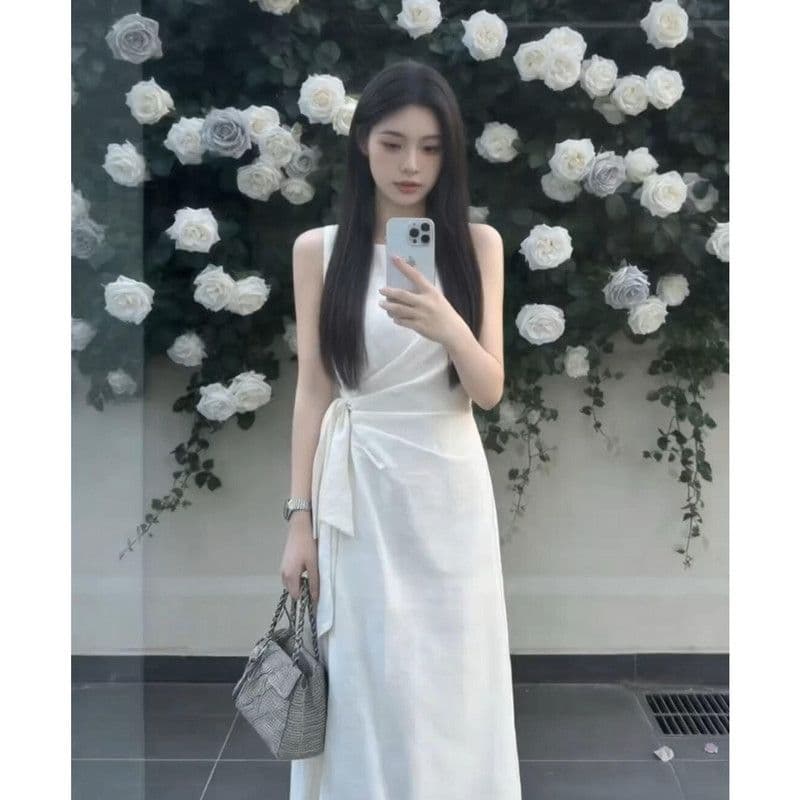 2026 새로운 프랑스식 품격 화이트 민소매 슬립 드레스 아이들 여름 첫사랑 하얀 달빛 허리 수축 롱 스커트