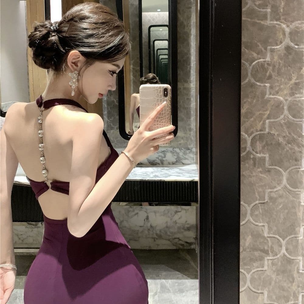 디자인 센스 백리스 행침 목 여성 드레스 여름 로얄 자매 바람 몸매 가꾸기 예복 롱 스커트 검정색 품격 타이트 스커트 치마