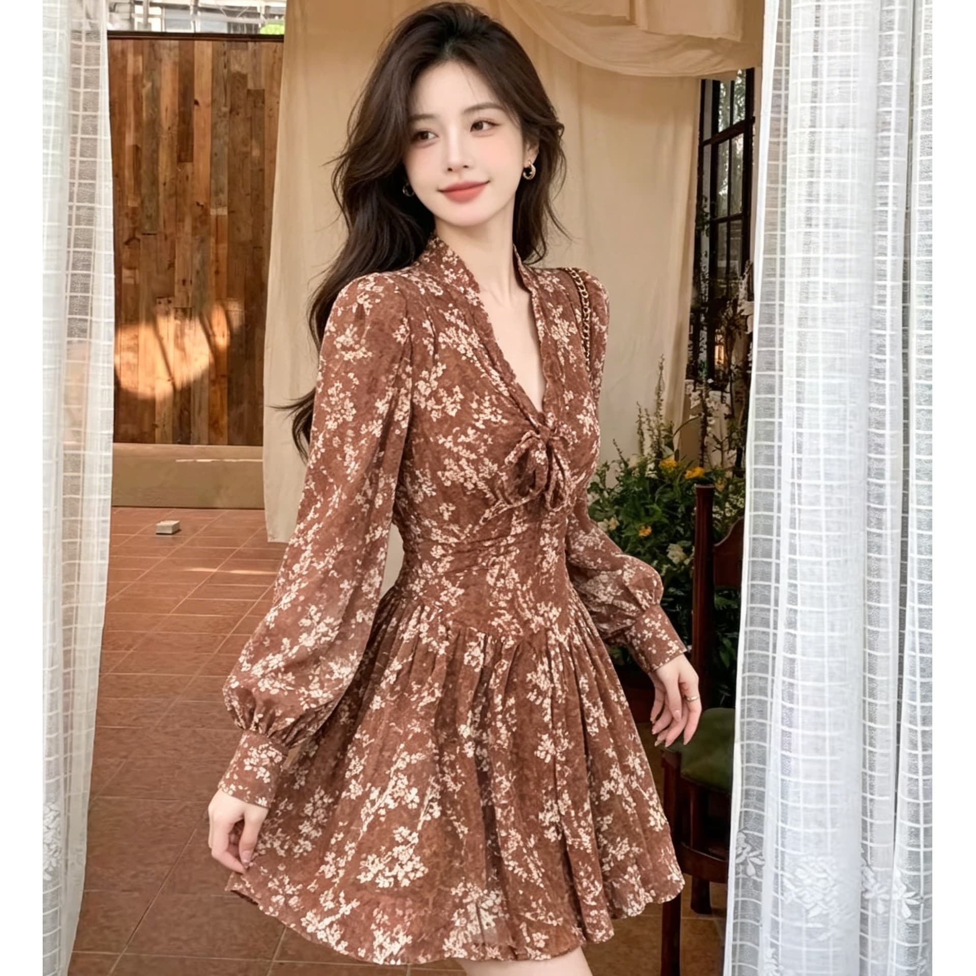 레트로 꽃무늬 드레스 V넥 가슴 레이스업 버블 허리 수축 프릴 슬림해 보이는 작은 키 쇼트 스타일 퍼프 스커트 이미지 4