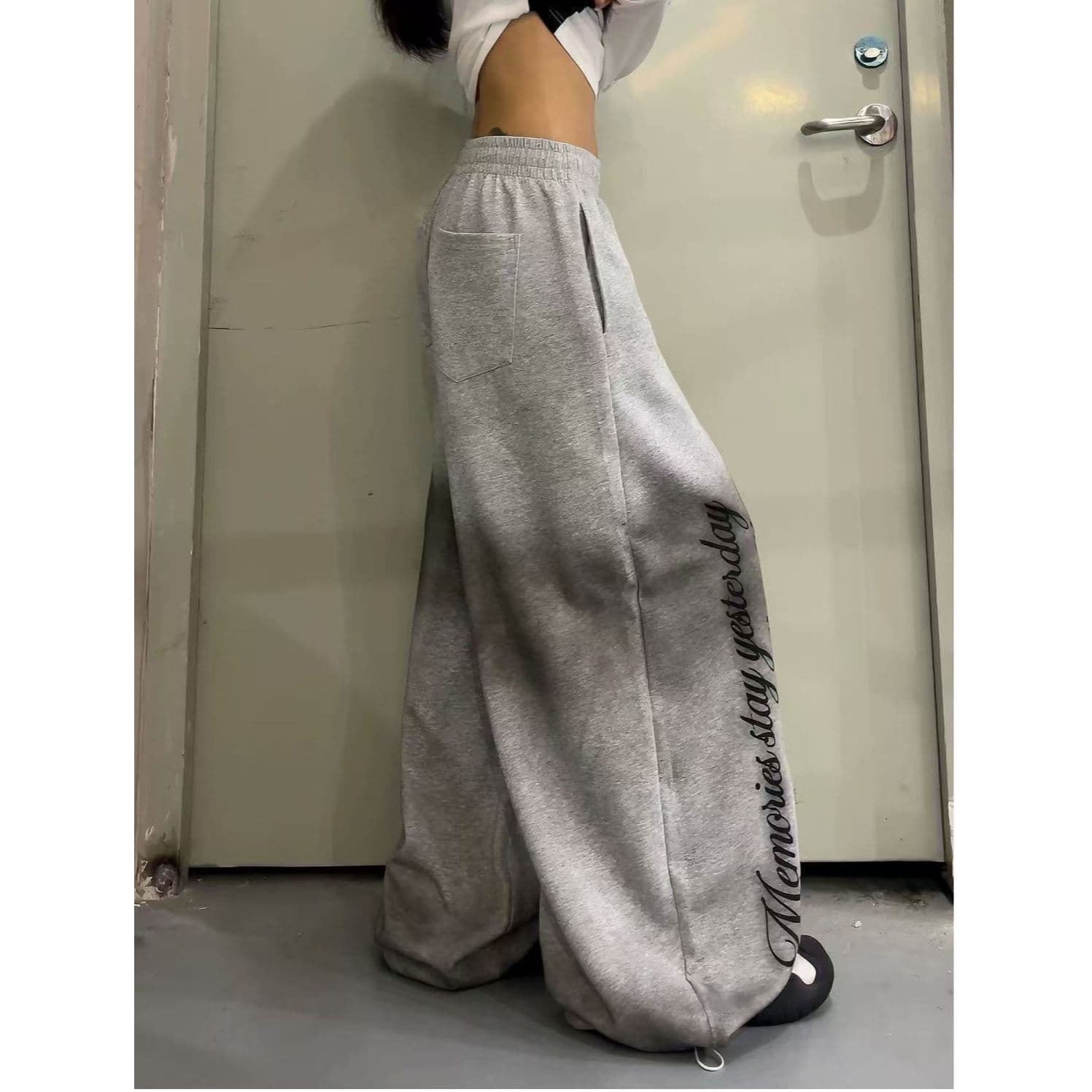 아메리칸 높음 거리 더러운 염색 십자가 알파벳 프린트 넓은 다리 모통이 칼 웨이 바지 여성 재즈 댄스 도루 센스 캐주얼 바지 트렌디 이미지 2