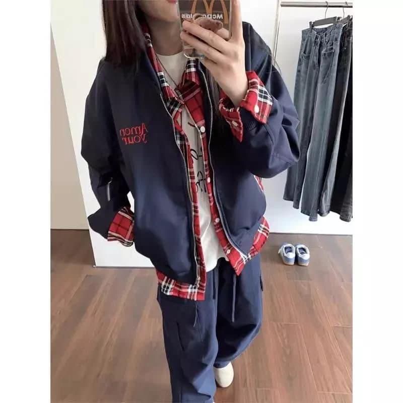 빨간색 체크무늬 패치워크 페이크 레이어드 자수 재킷 아메리칸 레트로 루즈핏 캐주얼 다용도 커플 재킷 상세 이미지 4