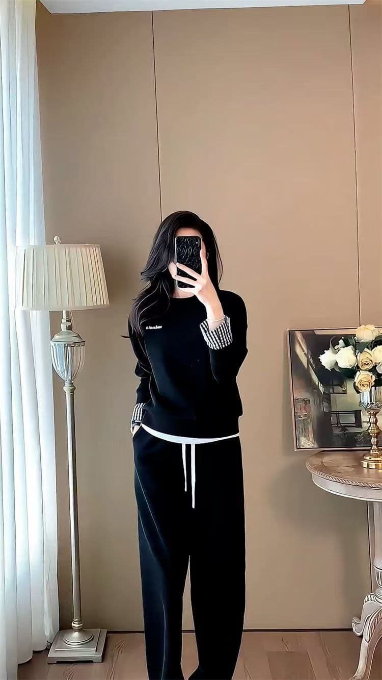 유럽 상품 패션 레트로 알파벳 프린트 없음 모자 라운드 넥 후드티 여성 가을 느긋한 바람 루즈핏 다용도 긴팔 맨위 이미지 3