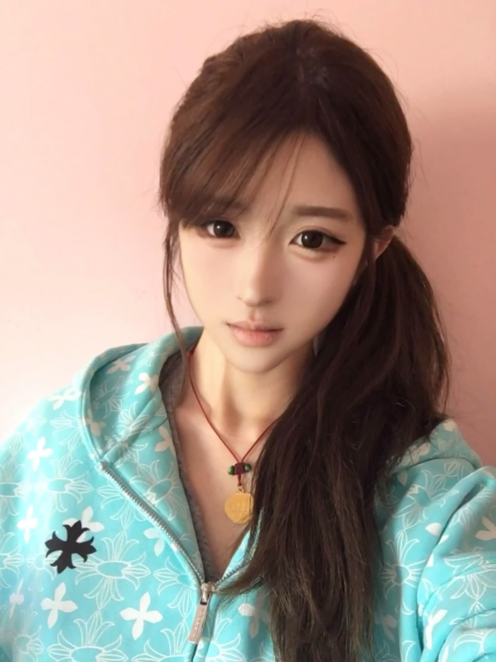 순수한 Mianhua 면 가을 겨울 카디건 코트 털이 있고 두꺼운 형제 특별 알파벳 십자가 후드 티 스웨터 여성 이미지 2