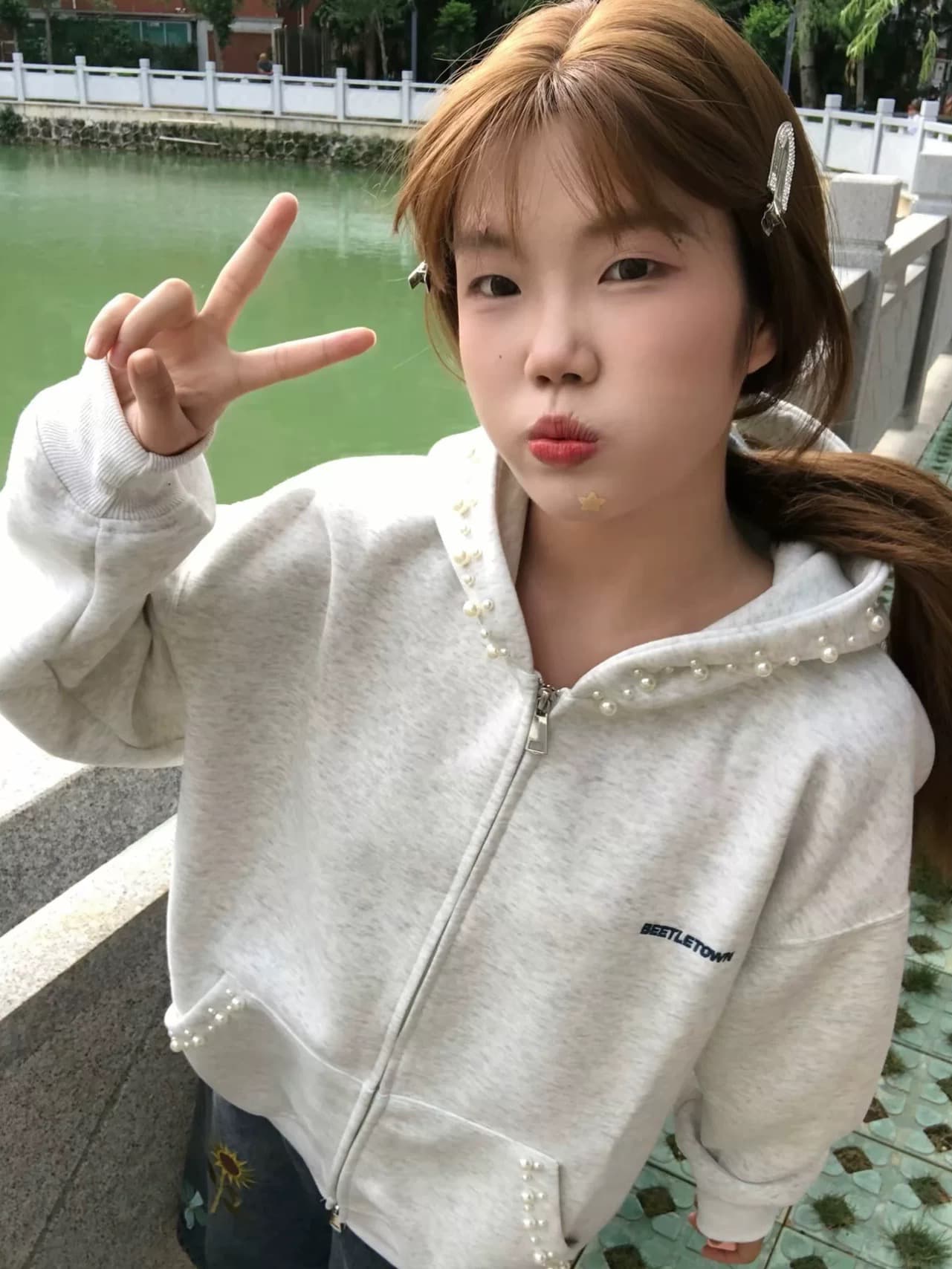 얇은 스타일 털이 있는 주문 구슬 자수 더블 머리 지퍼 순수한 Mianhua 면 복합 후드티 상세 이미지 2