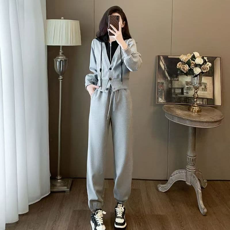 인터넷 유명인 튀김 거리 운동 캐주얼 세트 여성 가을 슬림해 보이는 패션 외국 가스 페이크 레이어드 후드티 조거 바지 투피스 세트 이미지 5