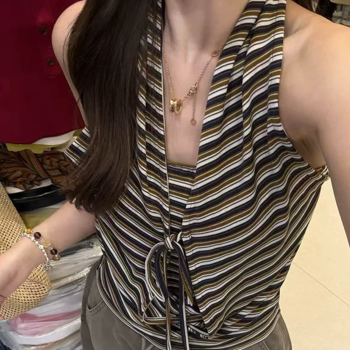행침 목 스트라이프 조끼 여성 2026 여름 새로운 한국 스타일 레이스업 페이크 레이어드 섹시함 슬림해 보이는 몸매 가꾸기 민소매 맨위 상세 이미지 3