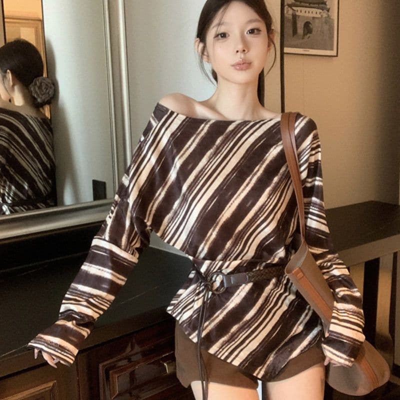 경관 그림 정가 고양이 눈 플러시 핫걸 오프숄더 스트라이프 긴팔 티셔츠 여성 가을 다용도 슬림해 보이는 품격 맨위 상세 이미지 5