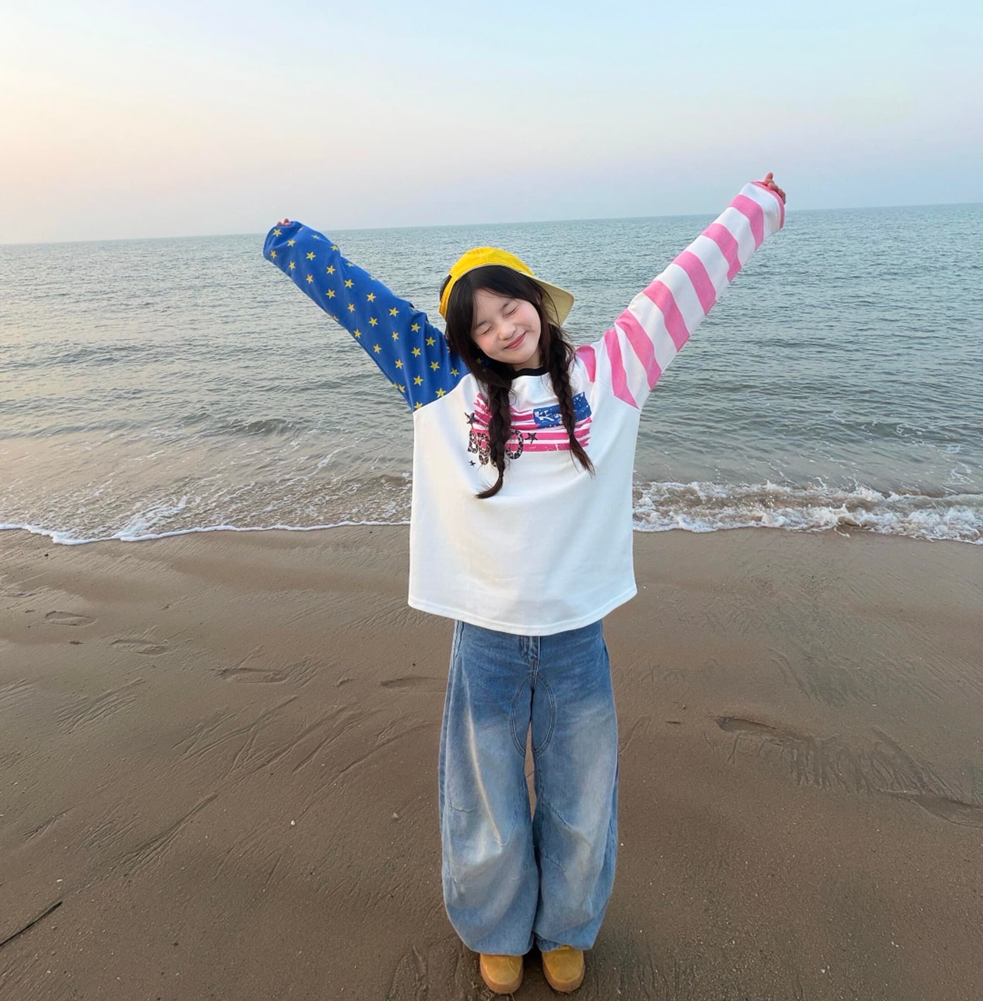 아메리칸 조수 브랜드 배색 별 스트라이프 삽입 어깨 긴팔 티셔츠 여성 봄 루즈핏 다용도 디자인 센스 작은 대중 맨위