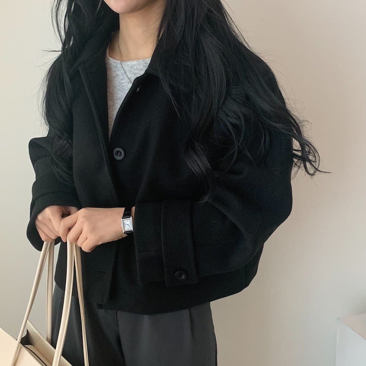 부드러운 바람 양면 양모 모직 쇼트 스타일 맨위 가을 겨울 새로운 품격 루즈핏 디스플레이 흰 머리카락 외부 여성 세트 이미지 4