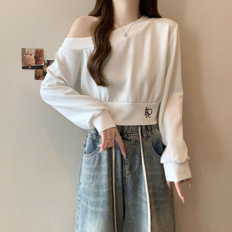 실사 한국 가을 작은 대중 개성 불규칙 비스듬한 칼라 오프숄더 허리 수축 슬림해 보이는 다용도 쇼트 스타일 긴팔 후드티 여성 상세 이미지 12