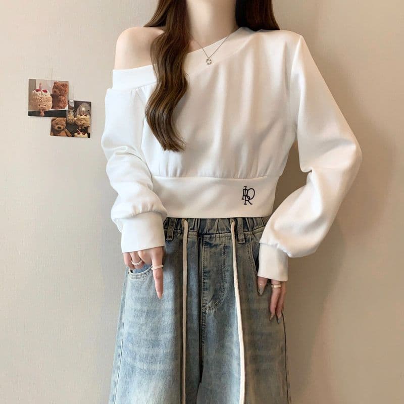 실사 한국 가을 작은 대중 개성 불규칙 비스듬한 칼라 오프숄더 허리 수축 슬림해 보이는 다용도 쇼트 스타일 긴팔 후드티 여성 상세 이미지 14
