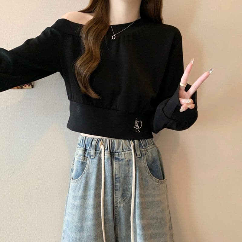 실사 한국 가을 작은 대중 개성 불규칙 비스듬한 칼라 오프숄더 허리 수축 슬림해 보이는 다용도 쇼트 스타일 긴팔 후드티 여성 상세 이미지 19