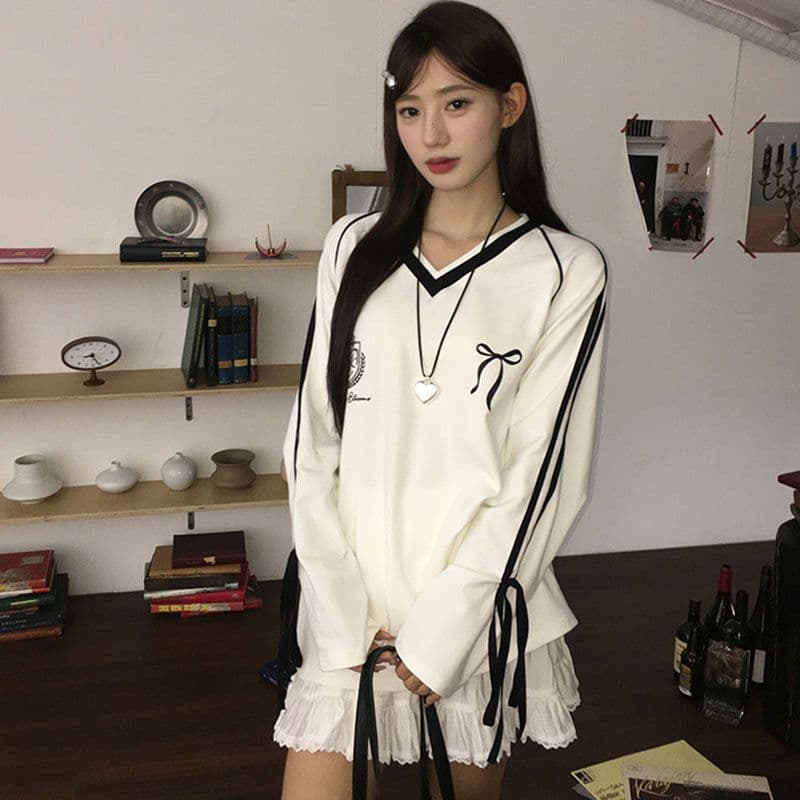 원본 품질 아메리칸 V넥 레이스업 긴팔 티셔츠 여성 이른 가을 운동 바람 다용도 루즈핏 맨위 캐주얼 상세 이미지 5