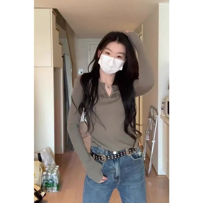 리브 V넥 디자인 센스 작은 대중 항구 바람 맨위 여성 여름 얇은 스타일 Chic 고유 한 이미지 3