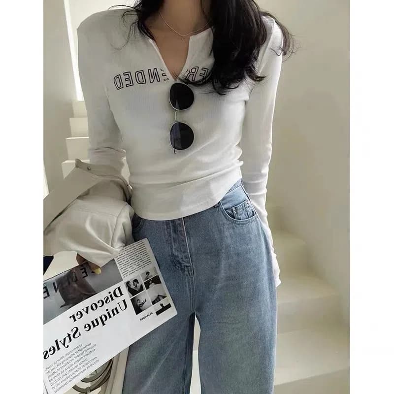 리브 V넥 디자인 센스 작은 대중 항구 바람 맨위 여성 여름 얇은 스타일 Chic 고유 한 상세 이미지 1