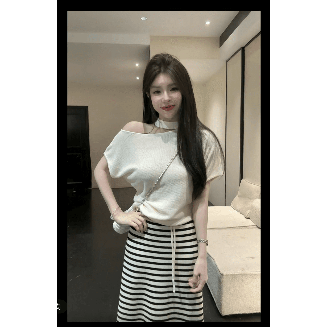 huihui 한 부서 행침 목 오프숄더 티셔츠 불규칙 맨위 코디 스트라이프 반신 치마 세트 여성 l06 이미지 5