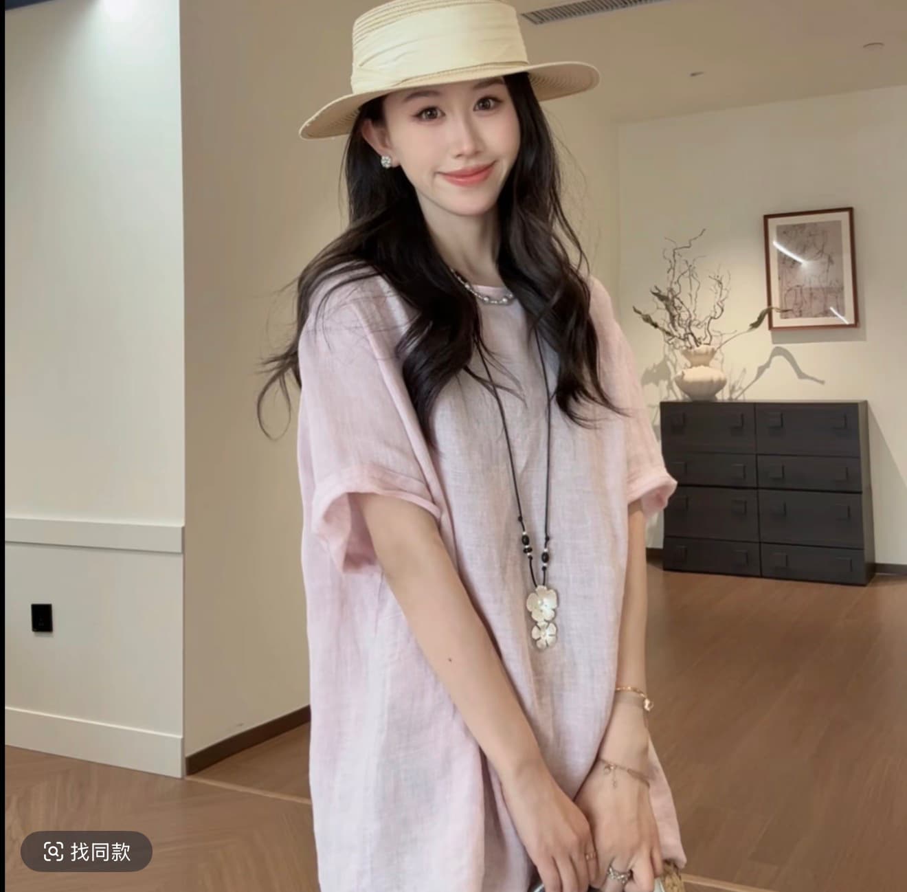 바람 수면 초기 일어나세요. 아마 품격 부드러운 익스트림 제인 느긋한 바람 다용도 슬림해 보이는 반팔 맨위 여성 이미지 2