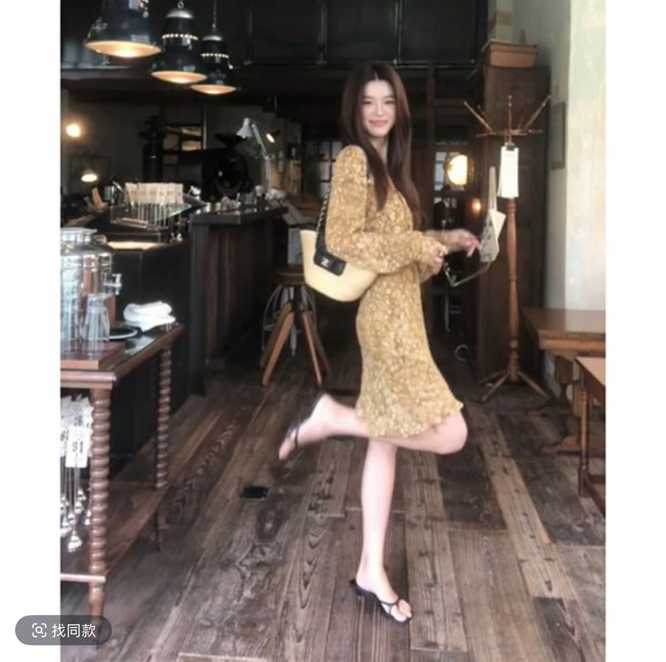 프랑스식 빛 럭셔리 오래된 돈 바람 이리저리 떠다니다 번쩍였다 조각 드레스 여름 아름다운 레트로 V넥 허리 수축 꽃무늬 치마 미니 스커트 여성 상세 이미지 7