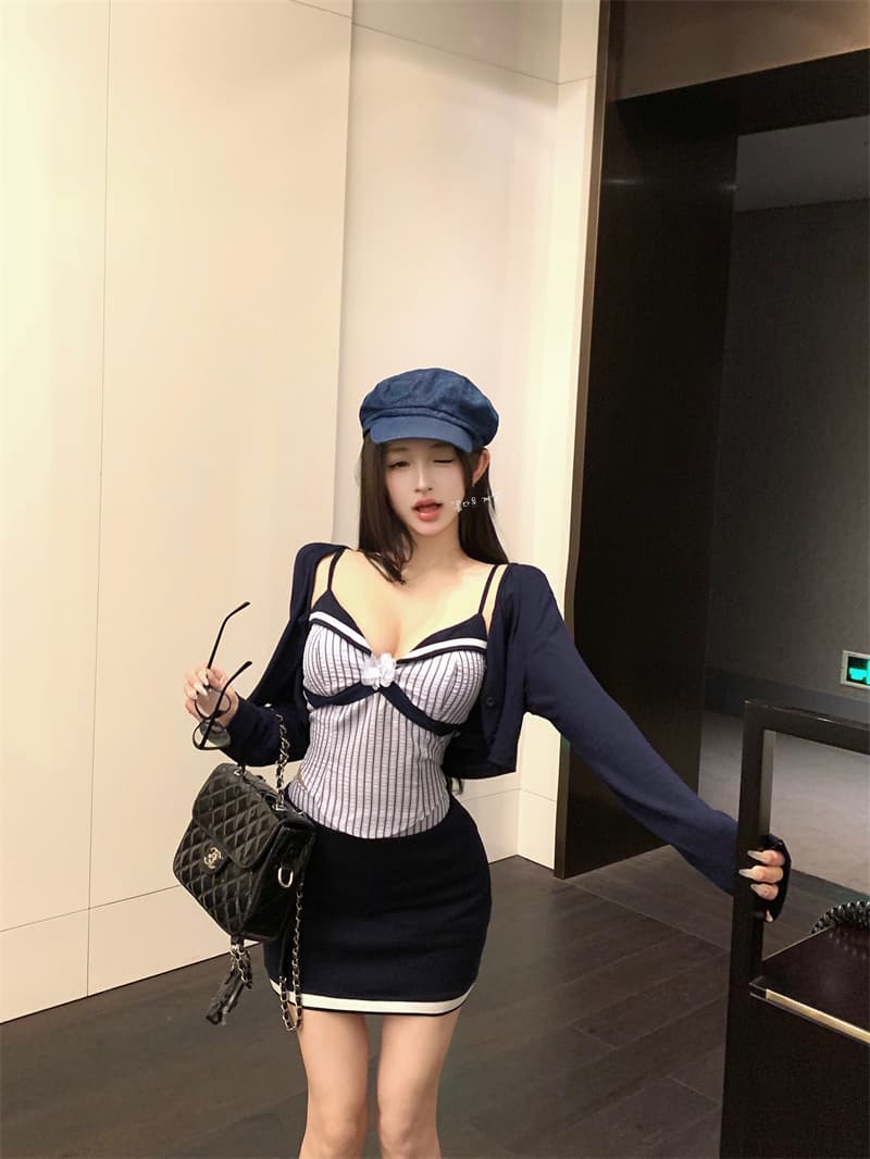 실사 핫걸 오프숄더 꽃 캐미솔 자외선 차단 블라우스 여성 여름 새로운 타이트 스커트 미니 스커트 세트 상세 이미지 10
