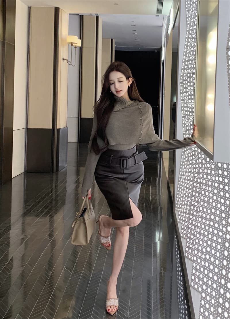 실사 느긋한 바람 터틀넥 숄 망토 니트 스웨터 스웨터 두 조각 여성 세트 PU 가죽 트임 스트레이트 치마 세트 상세 이미지 4