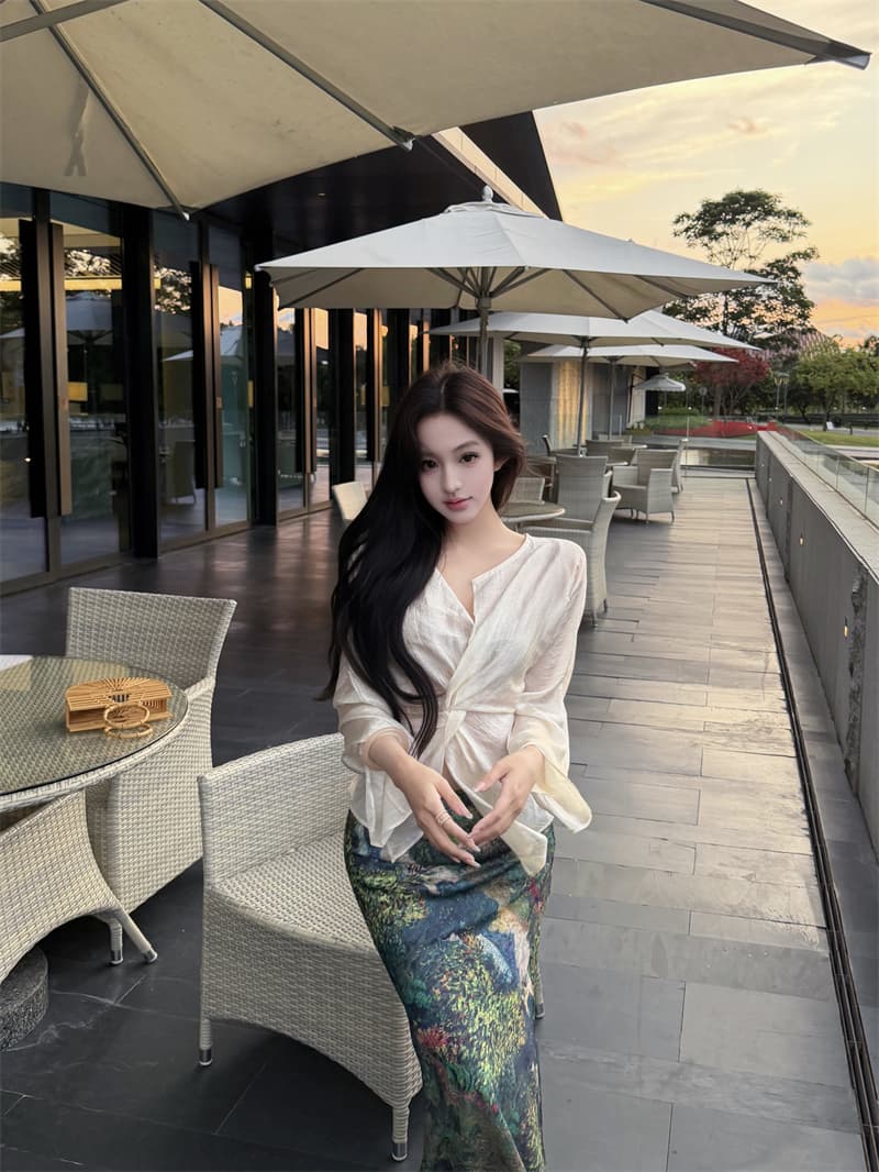 실사 십자가 비틀림 고급 질감 센스 아세트산 맨위 여성 유화 예술 프린트 반신 스커트 롱 스커트 세트 이미지 3