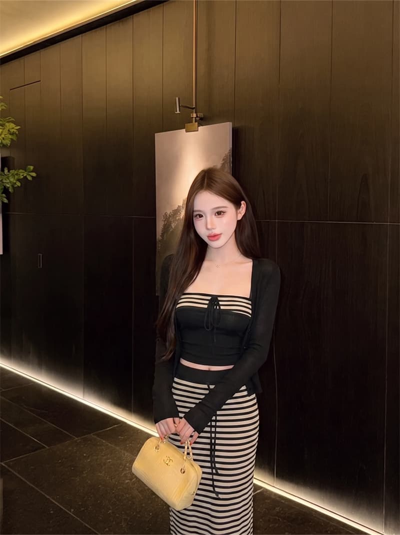 실사 스트라이프 캐주얼 세트 여성 2026 여름 새로운 긴팔 오픈 가디건 튜브탑 반신 스커트 여성 3종 세트 상세 이미지 5