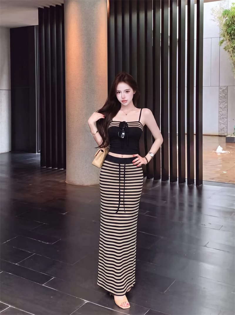 실사 스트라이프 캐주얼 세트 여성 2026 여름 새로운 긴팔 오픈 가디건 튜브탑 반신 스커트 여성 3종 세트 상세 이미지 6