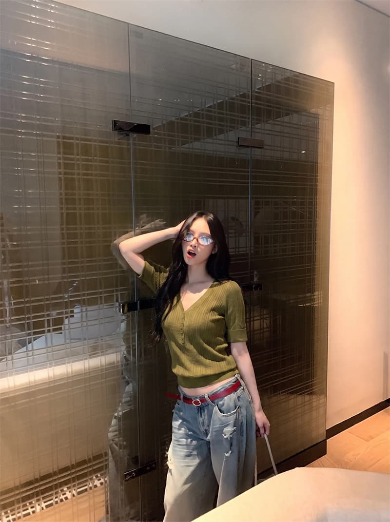 실사 아메리칸 핫걸 v 종류 헨리 칼라 중간 소매 리브 수신 측면 몸매 가꾸기 니트 스웨터 이미지 3