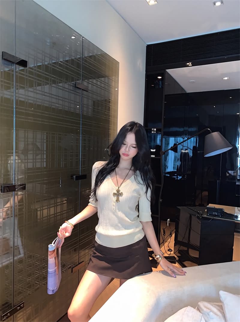 실사 아메리칸 핫걸 v 종류 헨리 칼라 중간 소매 리브 수신 측면 몸매 가꾸기 니트 스웨터 상세 이미지 11