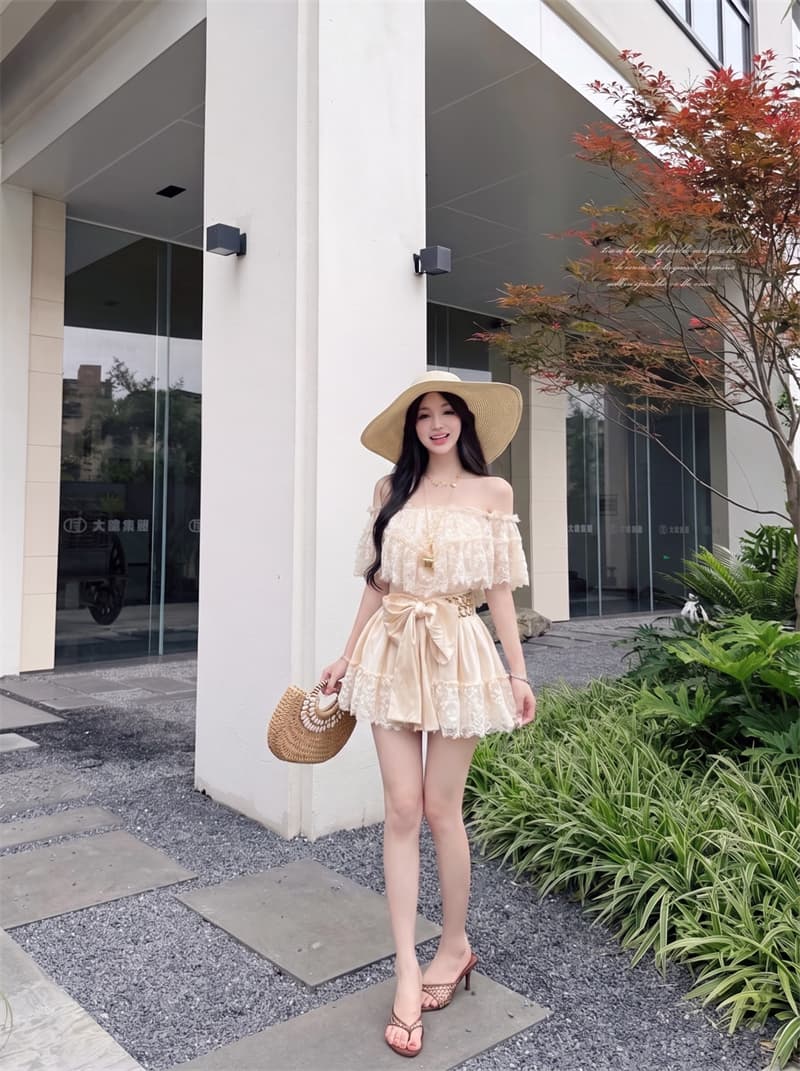 실사 낭만주의 레이스 조각 새틴 오프숄더 허리 수축 보트넥 여성 드레스 상세 이미지 7