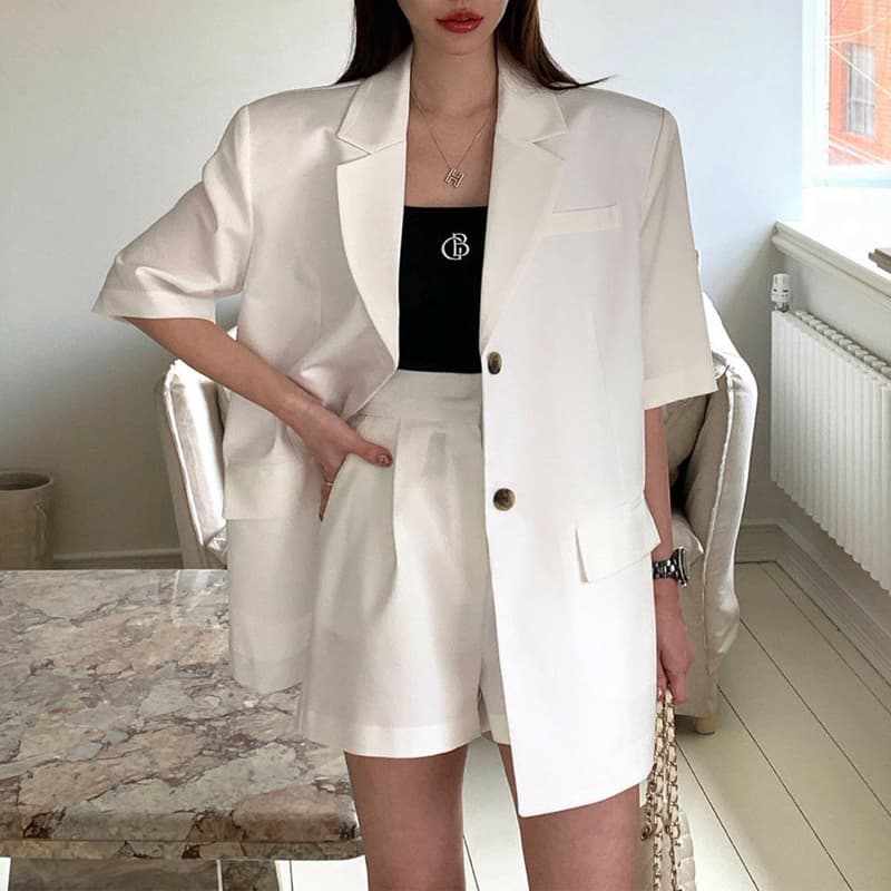 크기 있음 업데이트 한국 chic 프랑스식 레트로 싱글 줄 버튼 반팔 정장 넓은 다리가 짧다. 바지 세트