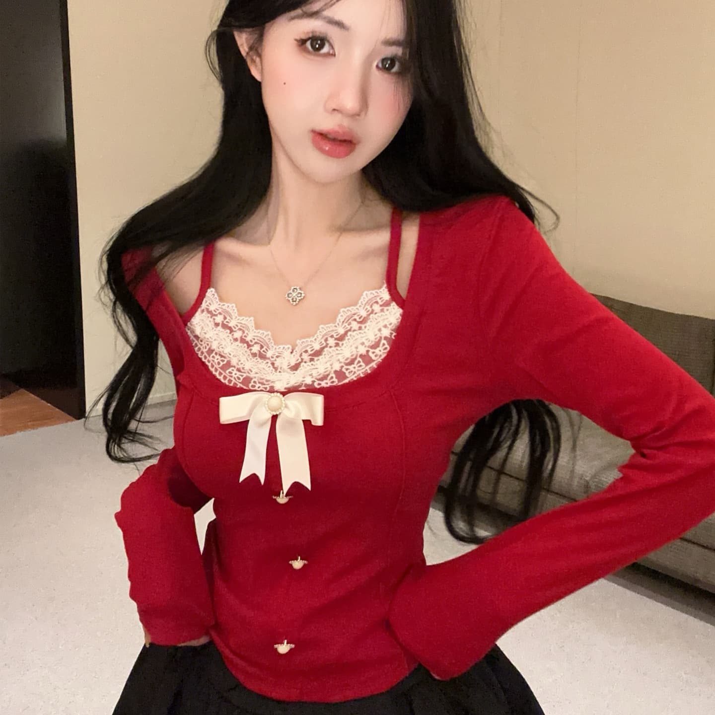 정가 섹시함 레트로 핫걸 V넥 측면 나비 매듭 긴팔 티셔츠 페이크 레이어드 레이스 꽃 슬립 만나는 맨위 상세 이미지 13