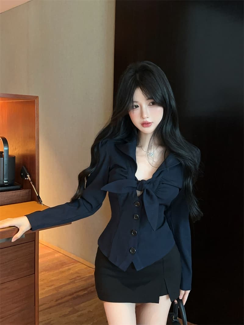 실사 정가 레트로 프랑스식 나비 매듭 스트랩 디자인 폴로 칼라 낮은 가슴 셔츠 허리 수축 슬림해 보이는 긴팔 맨위 상세 이미지 1