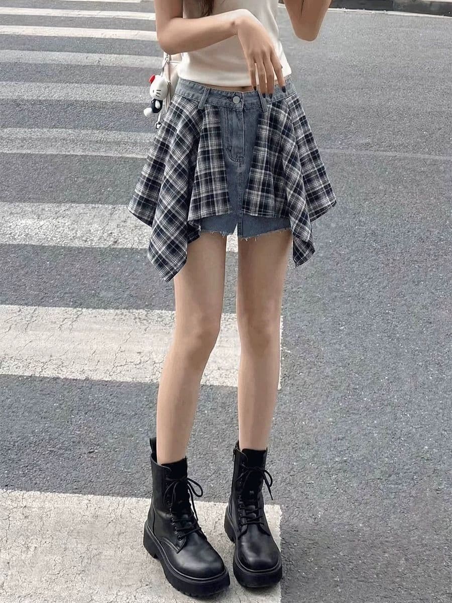 체크무늬 방귀 커튼 패치워크 데님 반바지 바지 아이들 2026 여름 새로운 아메리칸 불규칙 디자인 센스 치마바지 이미지 4