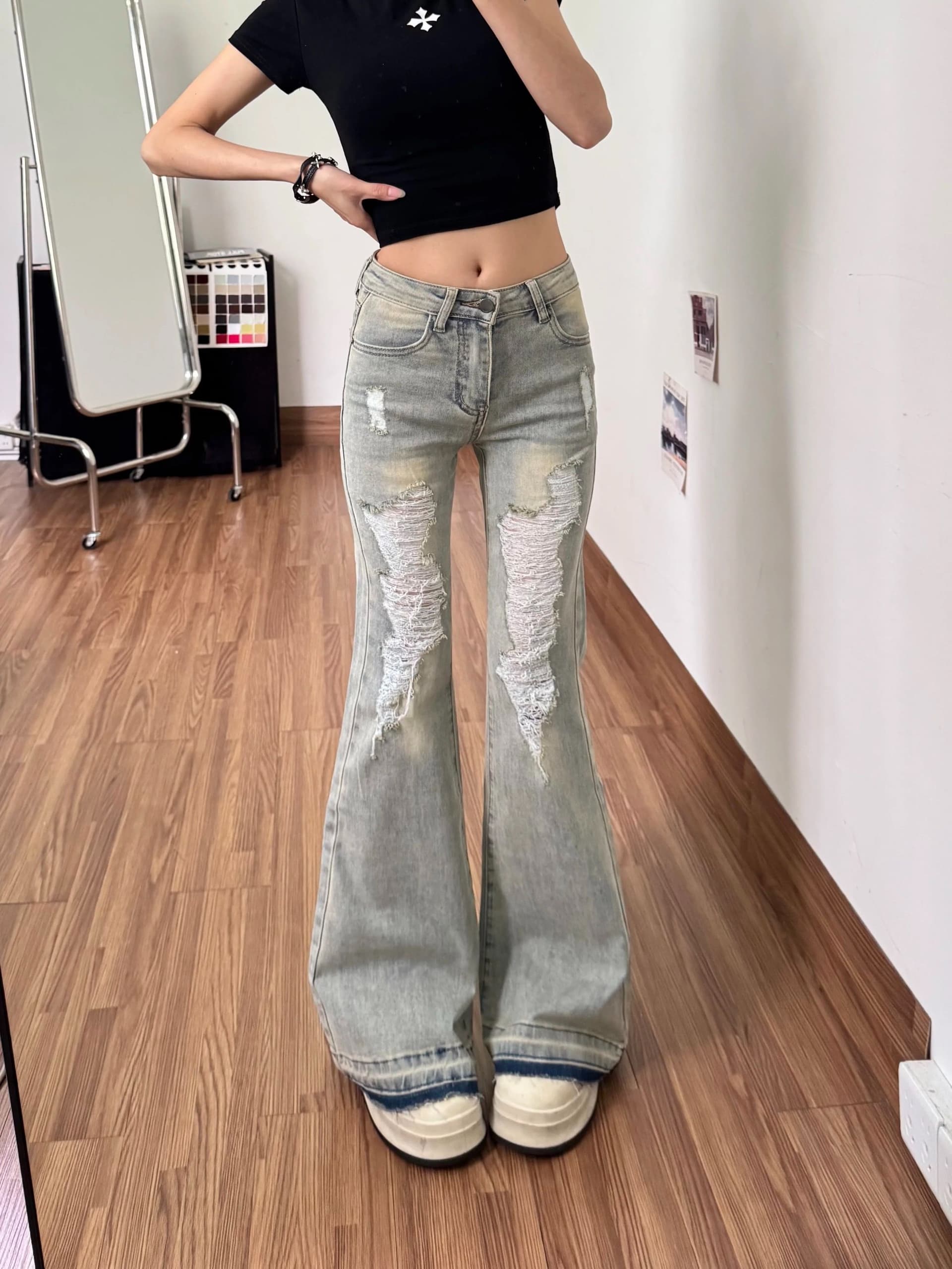 여름 새로운 몸매 가꾸기 슬림해 보이는 호스 슈 나팔 바지 핫걸 찢어진 부분 하이웨이스트 부츠컷 청바지 바지 아이들 상세 이미지 4