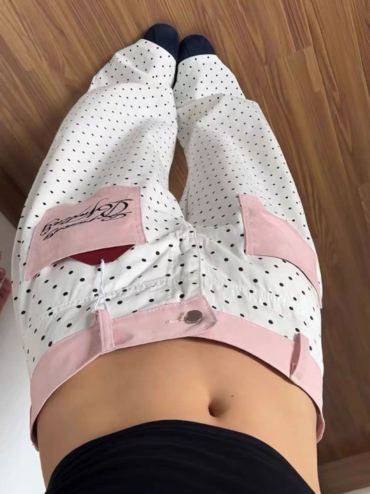 배색 싸움 전체 인쇄 도트 무늬 모통이 칼 캐주얼 바지 여성 아메리칸 레트로 루즈핏 슬림해 보이는 다용도 넓은 다리 길이 바지 상세 이미지 2