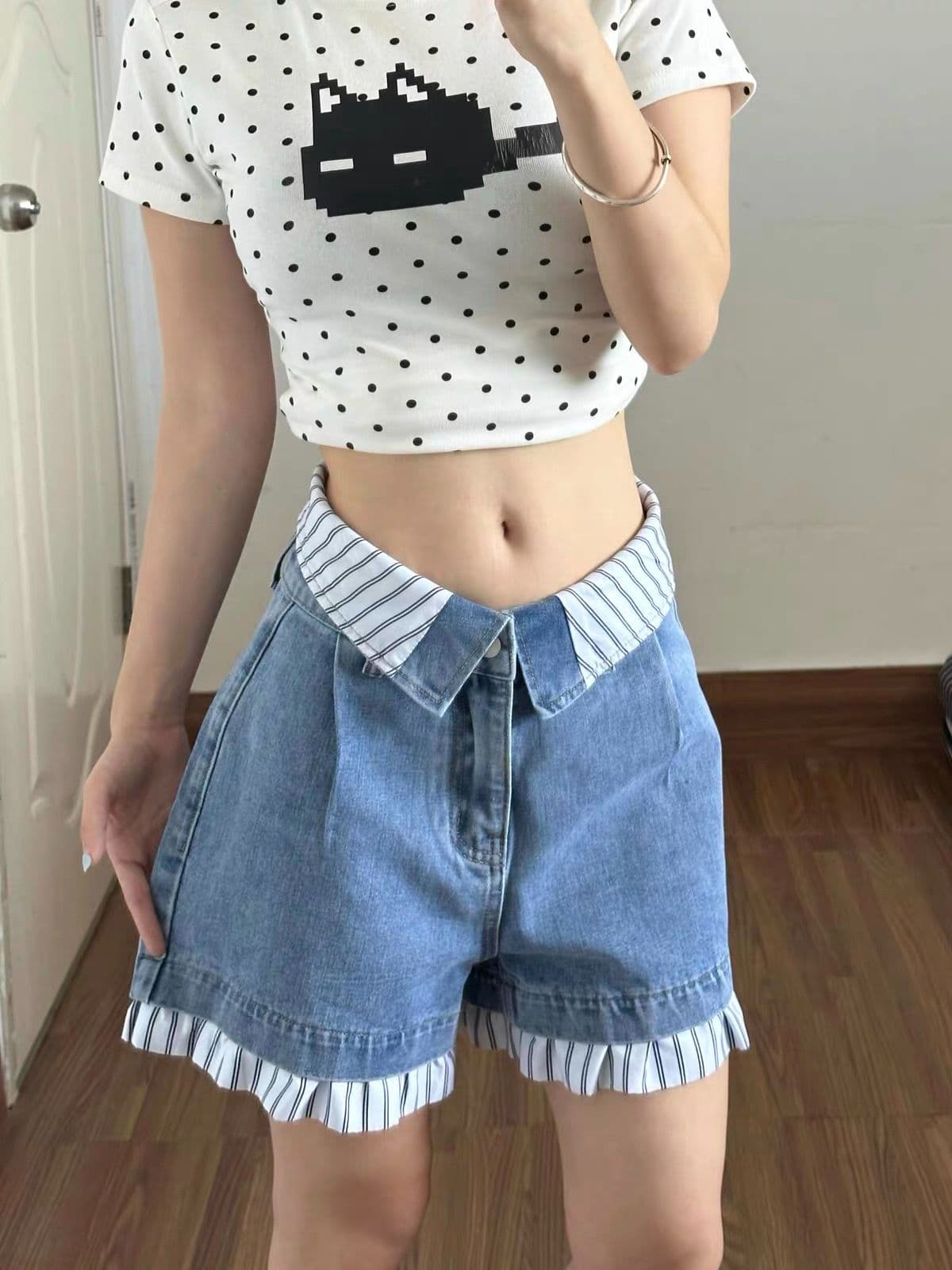 여름 새로운 루즈핏 꽃밭 바지 핫 바지 디자인 센스 스트라이프 패치워크 하이웨이스트 데님 반바지 바지 여자