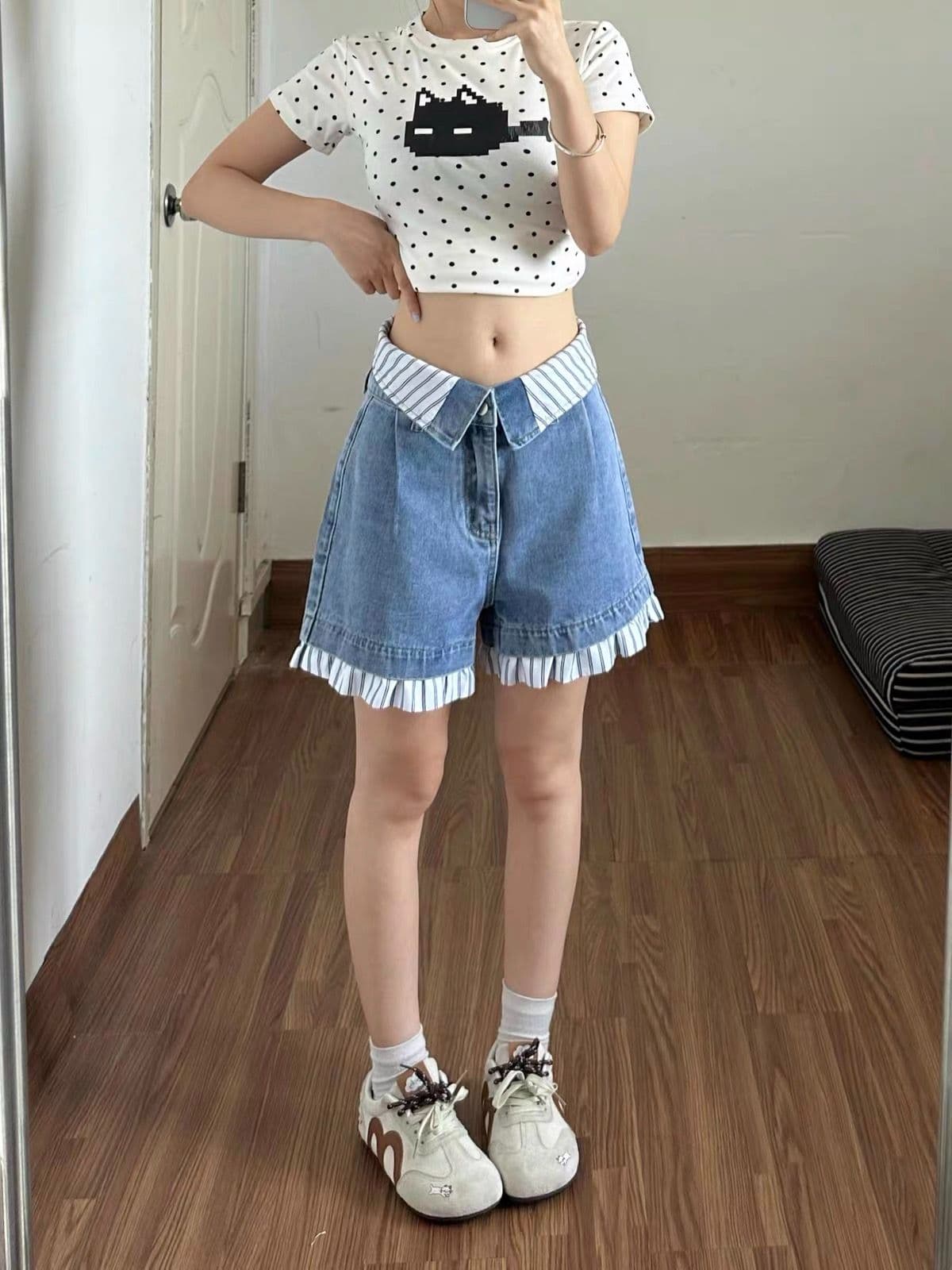 여름 새로운 루즈핏 꽃밭 바지 핫 바지 디자인 센스 스트라이프 패치워크 하이웨이스트 데님 반바지 바지 여자 상세 이미지 3