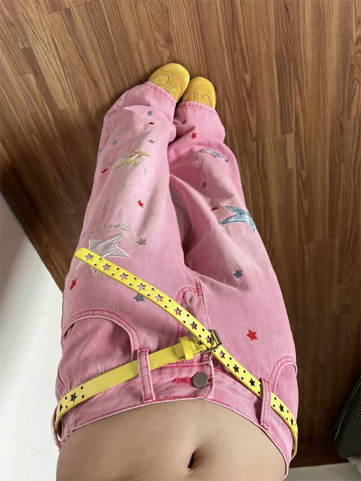 슈퍼 잘 생긴 핑크색 워싱 재미있는 패치 별 청바지 여자 고급 센스 루즈핏 캐주얼 스트레이트 롱 바지 상세 이미지 3