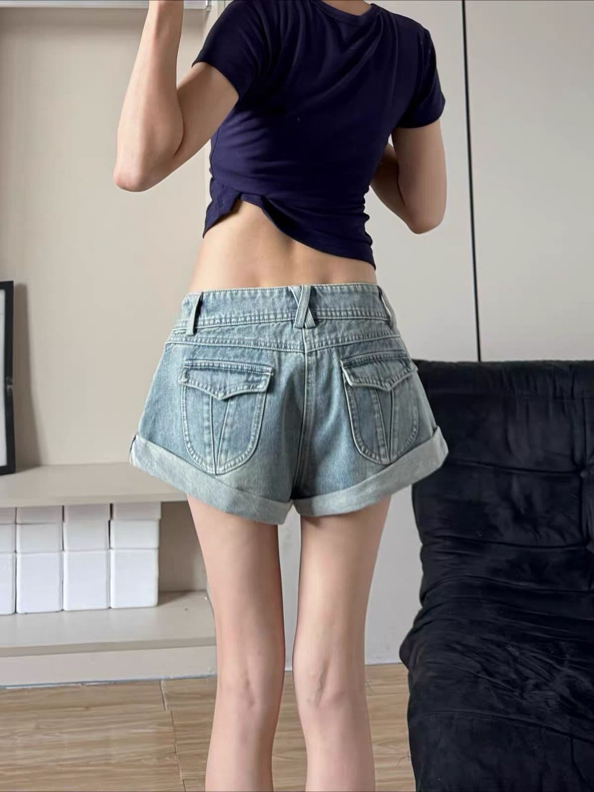 아메리칸 핫걸 로우 웨이스트 볼륨 측면 파란색 데님 반바지 바지 여자 2026 여름 새로운 몸매 가꾸기 슬림해 보이는 핫 바지 상세 이미지 4