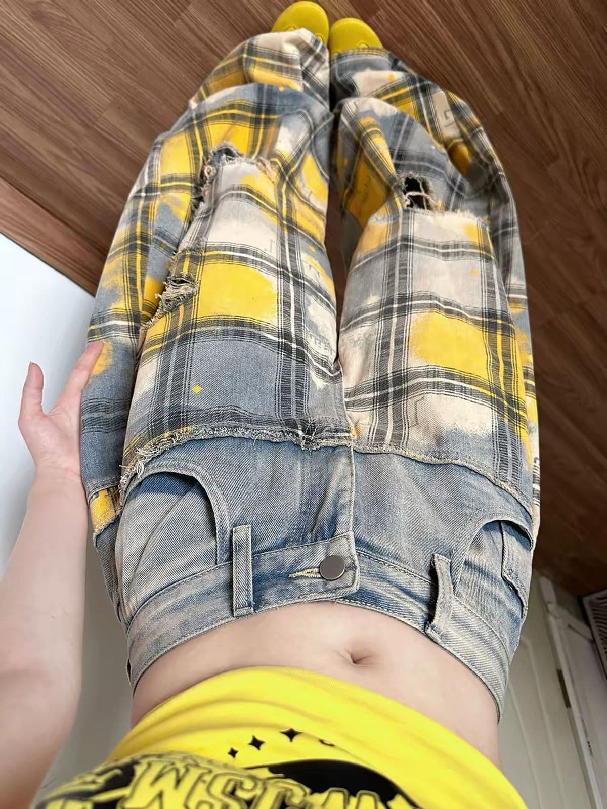 아메리칸 핫걸 체크무늬 찢어진 부분 청바지 여성 2026 여름 새로운 루즈핏 슬림해 보이는 다용도 황색 와이드 레그 팬츠 어린이 상세 이미지 5
