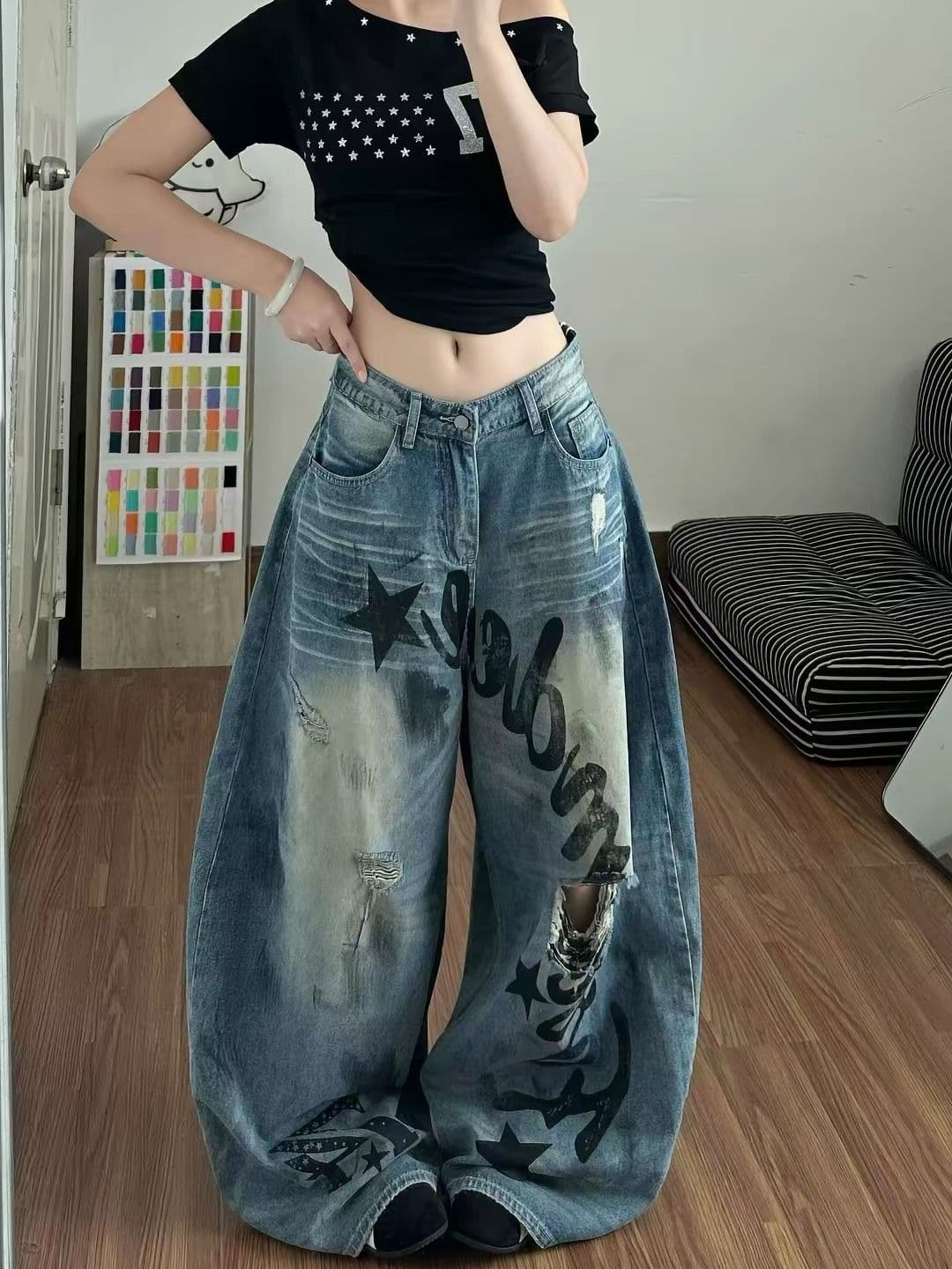 아메리칸 워싱 알파벳 프린트 찢어진 부분 청바지 여성 레트로 마 오래된 루즈핏 디자인 센스 슬림해 보이는 바닥 청소 와이드 레그 팬츠 이미지 2