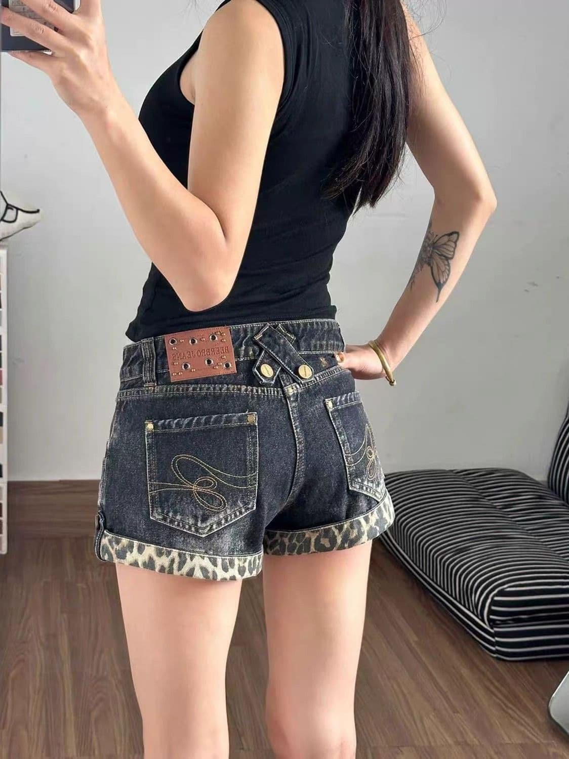 아메리칸 레트로 비즈 박기 레오파드 무늬 볼륨 측면 청바지 반바지 여성 가을 높음 거리 몸매 가꾸기 슬림해 보이는 초단바지 상세 이미지 3