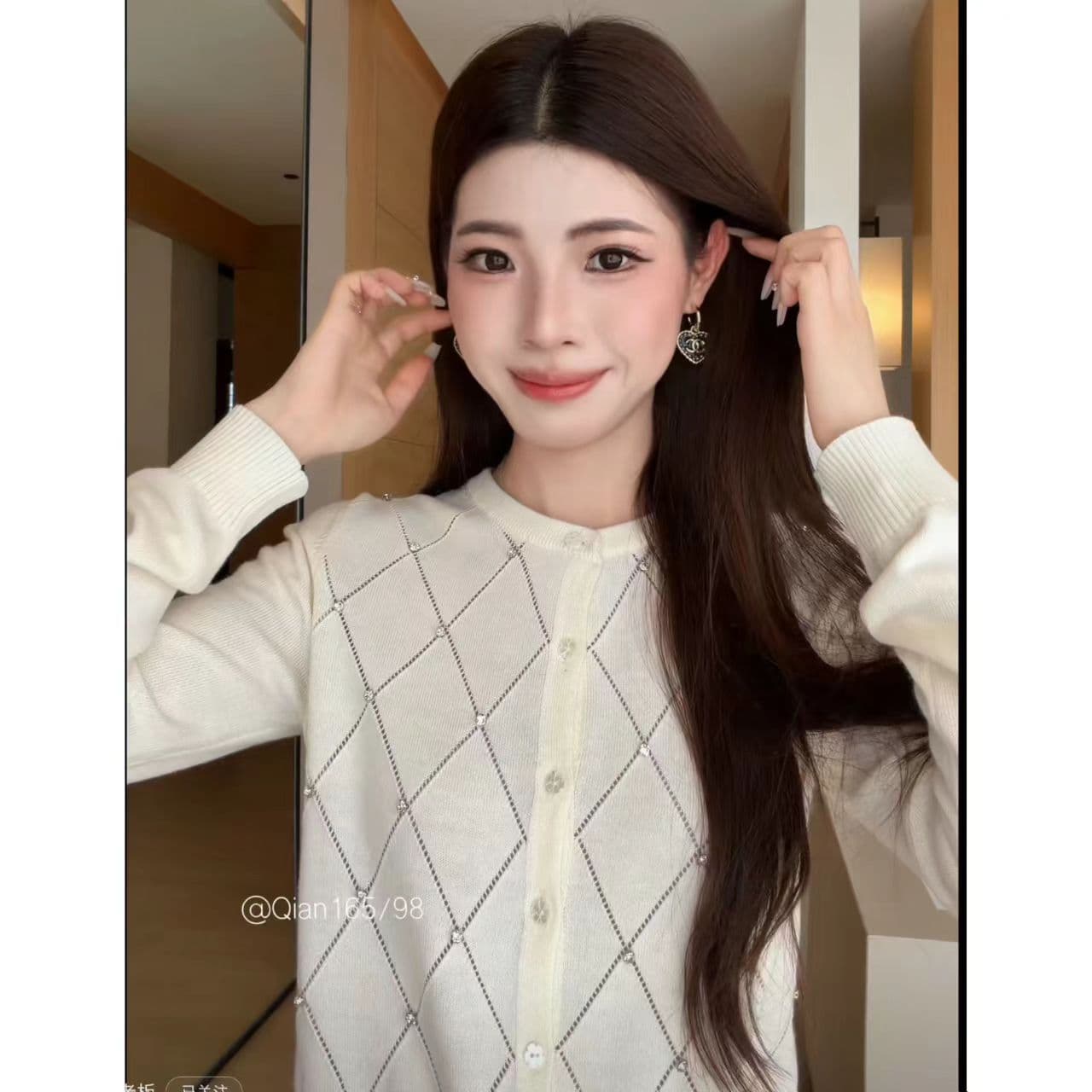 원본 이순신 한국 여성 의류 fifteen-26 년 가을 켜기 새로운 미니멀리즘 라운드 넥 홀로우 아웃 캐주얼 니트 오픈 가디건 상세 이미지 4