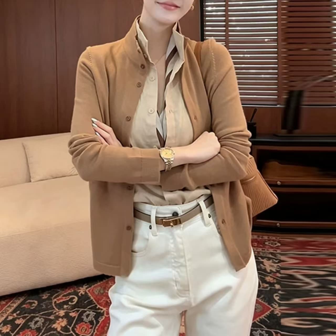 new dadada 이른 가을 신제품 양모 양모 미니멀리즘 패션 다용도 몸매 가꾸기 여성 셔츠 huz7649 상세 이미지 2